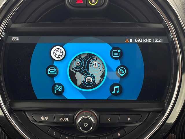 ＭＩＮＩ ミニ クロスオーバー クーパー S E オール4 新潟県 2018(平30)年 6万km メルティングシルバーM ４WD/衝突被害軽減ブレーキ/ターボ/PHEV/純正HDDナビ/　　AM/FM/BT/USB/AUX/バックモニター/アクティブクルーズコントロール/LEDオートライト/オートマチックハイビーム/前席シートヒーター/純正アルミホイール付/電動パーキングブレーキ/電動格納ミラー/フロアマット/ドアバイザー/スマートキー/充電コード付き