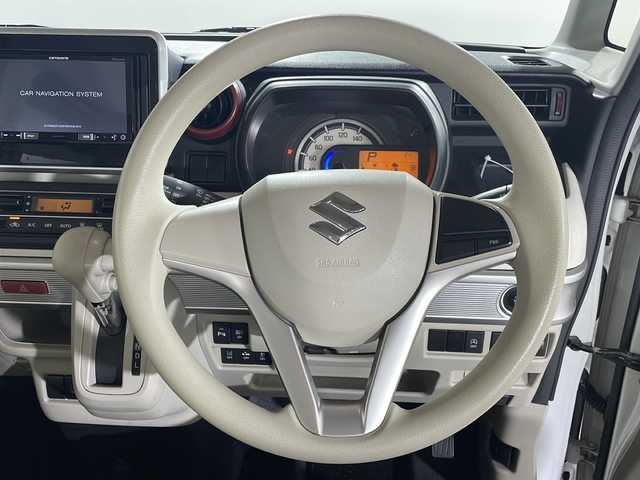 スズキ スペーシア HYBRID X 福岡県 2019(令1)年 6.1万km ピュアホワイトP 社外SDナビ/両側パワースライドドア/Bluetooth/フルセグ/テレビキャンセラー/シートヒーター/前方ドライブレコーダー/CD/DVD/ipod/ETC/バックカメラ/後方コーナーセンサー/アイドリングストップ/レーンキープアシスト/横滑り防止装置/衝突被害軽減システム/パーキングアシスト/プッシュスタート/スマートキー/スペアキー１本