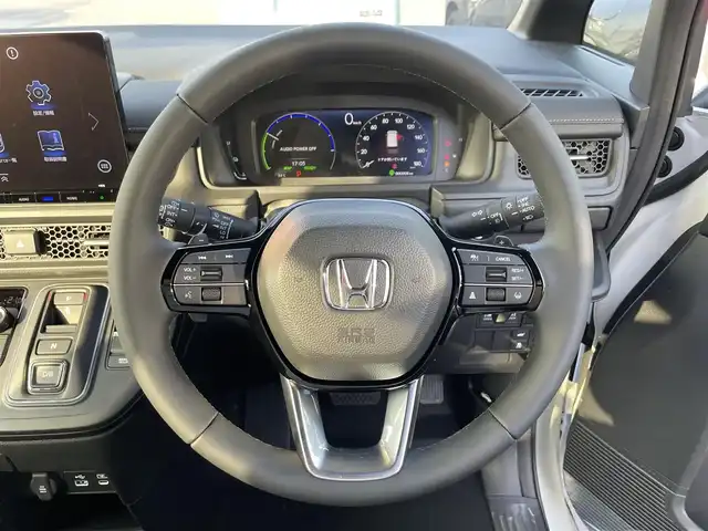 ホンダ ステップワゴン スパーダ eHEV 滋賀県 2025(令7)年 0.1万km未満 プラチナホワイトパール 登録済未使用車/純正11.4インチホンダコネクトナビ/【LXM-247VFLi】/（CD/DVD/フルセグ/Bluetooth/USB）/両側パワースライドドア/電動リアゲート/クリアランスソナー/シートヒーター/LEDヘッドライト/純正１６AW/ビルトインETC/ステアリングスイッチ/プッシュスタート/タイプC充電