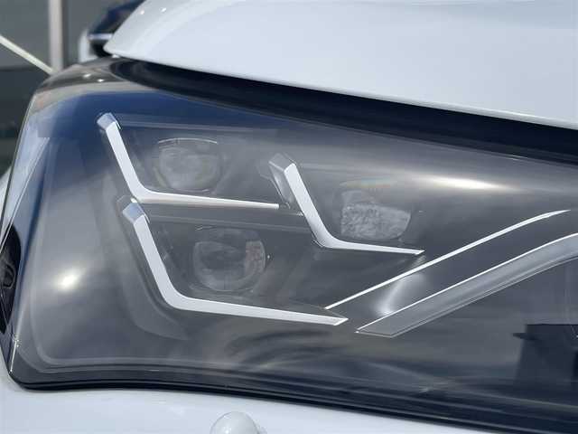 レクサス ＮＸ 300 Fスポーツ 青森県 2020(令2)年 6.2万km ホワイトノーヴァガラスフレーク ワンオーナー/4WD/三眼LEDヘッドライト/白黒ハーフレザーシート/純正ナビ（フルセグ/BlueTooth）/パワーバックドア/フロントシートパワーシート/フロントシートヒーター/フロントシートベンチレーター/ステアリングヒーター/クルーズコントロール/レーントレーシングスイッチ/360°カメラ/バック/サイド/フロントカメラ/AWDロックモードスイッチ/LEDヘッドライト/フォグランプ/19インチ純正アルミホイール/カードキー/スペアキー/ビルトイン2.0ETC/前後ドライブレコーダー/ヘッドアップディスプレイ/ディーラー記録簿R4/R6/R7/保証書/取扱説明書/ナビ説明書