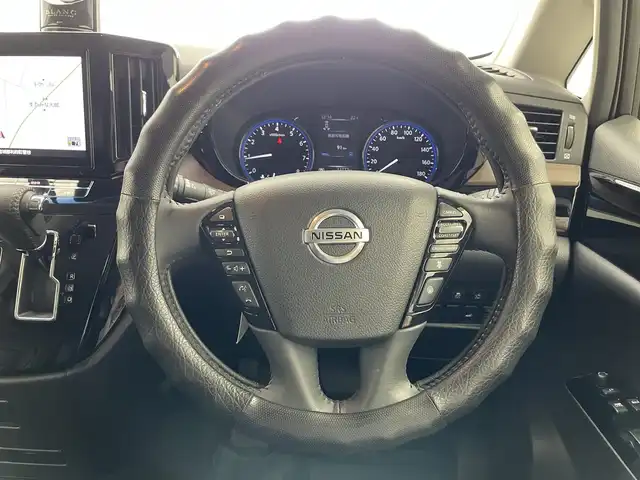 日産 エルグランド 250ハイウェイスターS 宮城県 2022(令4)年 3.4万km 黒 10インチナビ（ドライブレコーダー連動）/・Bluetooth/AM/FM/TV）/クルーズコントロール/両側パワースライドドア/エンジンスターター/ETC/プッシュボタン/純正フロアマット/純正アルミホイール/全方位カメラ/横滑り防止装置/ABS/LEDヘッドライト/電動リアゲート