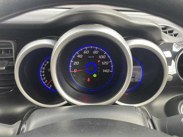 ホンダ Ｎ ＢＯＸ カスタム G SSパッケージ 愛知県 2014(平26)年 4.9万km プレミアムホワイトパール ・純正ナビ(CD/DVD/BT/FM/AM)　/・TV/・両側パワースライドドア/・ETC/・バックカメラ/・CTBA/・純正アルミホイール　/・社外AW付冬タイヤ車載　/・キセノンヘッドライト　/・フォグランプ　/・純正フロアマット