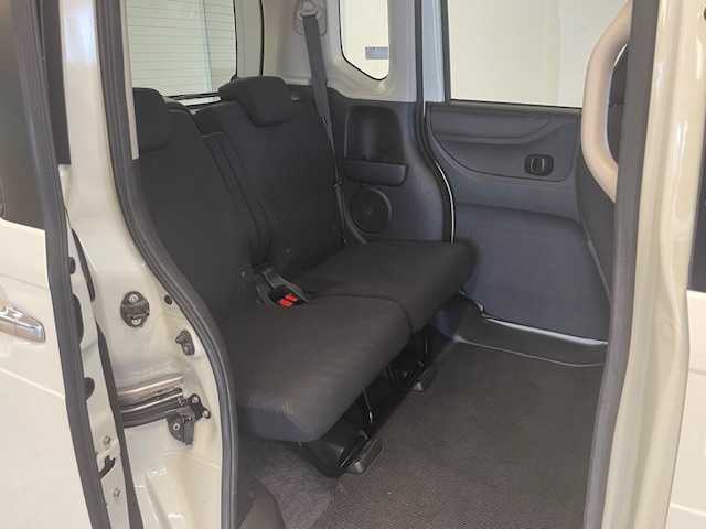 ホンダ Ｎ ＢＯＸ カスタム G SSパッケージ 静岡県 2014(平26)年 5万km プレミアムホワイトパール (株)IDOMが運営する【じしゃロン浜松店】の自社ローン専用車両になりますこちらは現金またはオートローンご利用時の価格です。自社ローンご希望の方は別途その旨お申付け下さい/純正ナビ（VXM-155VSi)/ (CD/DVD/BT/FM/AM)　/ワンセグTV/両側パワースライドドア/ETC/バックカメラ/CTBA/純正アルミホイール　/社外AW付冬タイヤ車載　/キセノンヘッドライト　/フォグランプ　/純正フロアマット