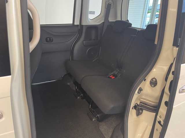 ホンダ Ｎ ＢＯＸ カスタム G SSパッケージ 静岡県 2014(平26)年 5万km プレミアムホワイトパール (株)IDOMが運営する【じしゃロン浜松店】の自社ローン専用車両になりますこちらは現金またはオートローンご利用時の価格です。自社ローンご希望の方は別途その旨お申付け下さい/純正ナビ（VXM-155VSi)/ (CD/DVD/BT/FM/AM)　/ワンセグTV/両側パワースライドドア/ETC/バックカメラ/CTBA/純正アルミホイール　/社外AW付冬タイヤ車載　/キセノンヘッドライト　/フォグランプ　/純正フロアマット