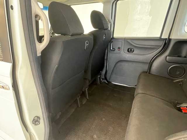 ホンダ Ｎ ＢＯＸ カスタム G SSパッケージ 静岡県 2014(平26)年 5万km プレミアムホワイトパール (株)IDOMが運営する【じしゃロン浜松店】の自社ローン専用車両になりますこちらは現金またはオートローンご利用時の価格です。自社ローンご希望の方は別途その旨お申付け下さい/純正ナビ（VXM-155VSi)/ (CD/DVD/BT/FM/AM)　/ワンセグTV/両側パワースライドドア/ETC/バックカメラ/CTBA/純正アルミホイール　/社外AW付冬タイヤ車載　/キセノンヘッドライト　/フォグランプ　/純正フロアマット