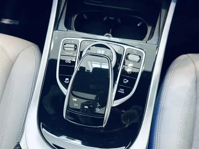 メルセデス・ベンツ ゲレンデヴァーゲン Ｇ４００ｄ AMGライン 大阪府 2022(令4)年 3.8万km オブシディアンブラック マヌファクトゥーアプログラム/ラグジュアリーP/ホワイトレザー/メモリ付きパワーシート/エアシートヒーター/純正ナビ/TV/360度カメラ/applecarplay/サンルーフ/ブルメスター/純正20インチAW/ブラインドスポット