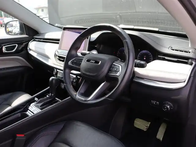 クライスラー・ジープ コンパス 長野県 2021(令3)年 6.2万km グレー 黒革シート　/ＵｃｏｎｎｅｃｔナビＴＶ　/３６０°　/ＣａｒＰｌａｙ　/ＡＬＰＩＮＥサウンド　/ＡＣＣ　/衝突軽減Ｂ　/ＬＫＡ　/ＢＳＭ　/ＰａｒｋＳｅｎｓｅ　/パワーシート／ヒーター／ステアヒーター　/パワーバックドア