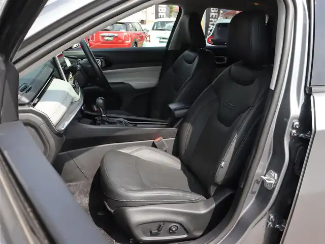 クライスラー・ジープ コンパス 長野県 2021(令3)年 6.2万km グレー 黒革シート　/ＵｃｏｎｎｅｃｔナビＴＶ　/３６０°　/ＣａｒＰｌａｙ　/ＡＬＰＩＮＥサウンド　/ＡＣＣ　/衝突軽減Ｂ　/ＬＫＡ　/ＢＳＭ　/ＰａｒｋＳｅｎｓｅ　/パワーシート／ヒーター／ステアヒーター　/パワーバックドア