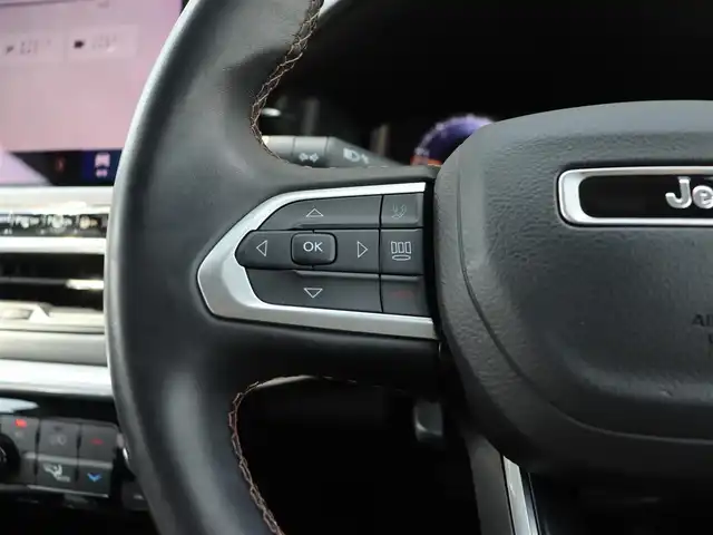 クライスラー・ジープ コンパス 長野県 2021(令3)年 6.2万km グレー 黒革シート　/ＵｃｏｎｎｅｃｔナビＴＶ　/３６０°　/ＣａｒＰｌａｙ　/ＡＬＰＩＮＥサウンド　/ＡＣＣ　/衝突軽減Ｂ　/ＬＫＡ　/ＢＳＭ　/ＰａｒｋＳｅｎｓｅ　/パワーシート／ヒーター／ステアヒーター　/パワーバックドア