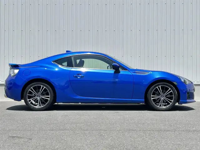 スバル ＢＲＺ S 群馬県 2016(平28)年 1万km WRブルーパール 6MT車/社外SDナビ/（CD/DVD/SD/Bluetooth/USB/iPod）/フルセグテレビ/バックカメラ/クルーズコントロール/プッシュスタート/純正トルセンLSD/オートライト/社外シフトノブ/純正17インチアルミホイール/ETC/HIDヘッドライト