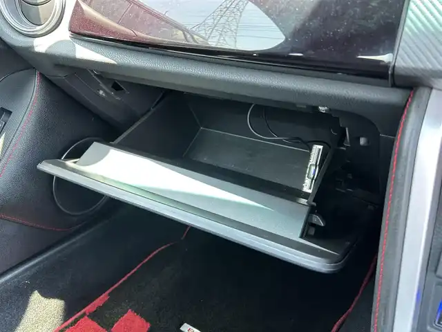 スバル ＢＲＺ S 群馬県 2016(平28)年 1万km WRブルーパール 6MT車/社外SDナビ/（CD/DVD/SD/Bluetooth/USB/iPod）/フルセグテレビ/バックカメラ/クルーズコントロール/プッシュスタート/純正トルセンLSD/オートライト/社外シフトノブ/純正17インチアルミホイール/ETC/HIDヘッドライト