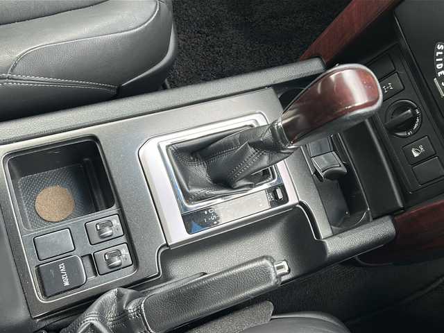 トヨタ ランドクルーザー プラド TX Lパッケージ 千葉県 2017(平29)年 6.4万km ブラック モデリスタエアロ モデリスタウィングデッキ BFグッドリッチA/Tタイヤ ルーフラック 17AW LEDライト サンルーフ 革シート ナビAVIC-RW900 バックカメラ ETC ディーゼル 7人乗