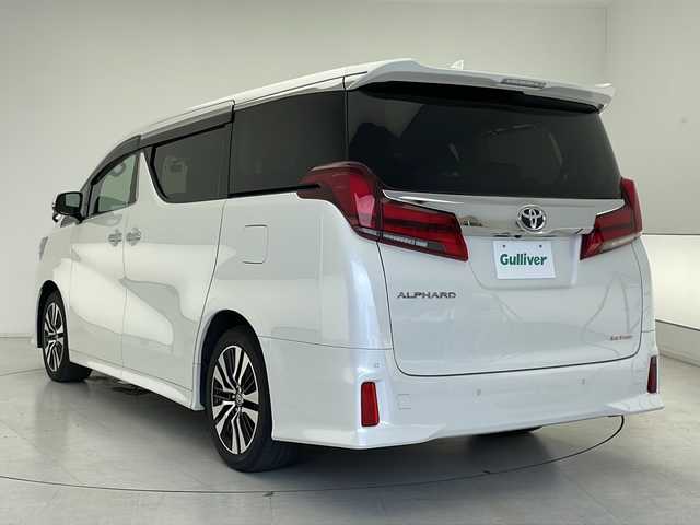 トヨタ アルファード S Cパッケージ 千葉県 2020(令2)年 3.9万km ホワイトパールクリスタルシャイン 純正フリップダウンモニター/ビルトインＥＴＣ/純正ナビ/Bluetooth CD DVD フルセグ/両側パワースライドドア/パワーシート/シートメモリー/エアシート/シートヒーター/バックカメラ/ステアリングヒーター/パワーバックドア/オットマン/１００Ｖ充電/レザーシート/前後ドライブレコーダー/純正フロアマット/純正アルミホイール/トヨタセーフティーセンス/プリクラッシュセーフティー/レーンディパーチャーアラート/クリアランスソナー/オートハイビーム/レーダークルーズコントロール/レーダー探知機/LEDヘッドライト/プッシュスタート/スマートキー/ウィンカーミラー/ステアリングスイッチ/フォグランプ