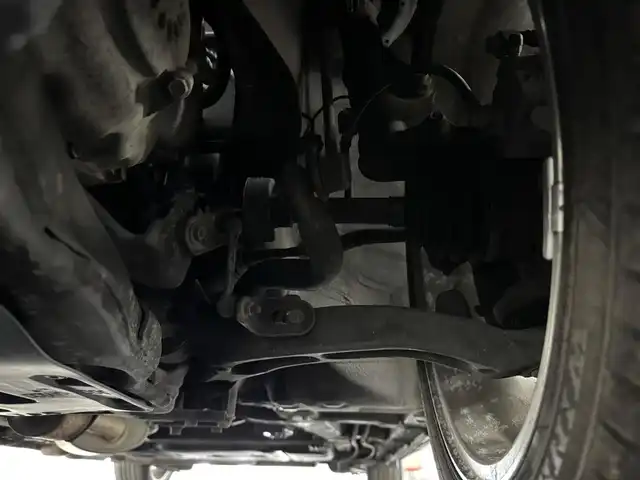 ホンダ オデッセイ アブソルート EX ADV 三重県 2015(平27)年 7.1万km クリスタルブラックパール ガソリン/FF/MTモード付インパネCVT/純正 7インチナビ/（FM/AM/CD/DVD/USB/iPod/Bluetooth/TV/HDMI/後席HDMI）/純正 9インチ後席モニター/マルチビューカメラシステム（360カメラ）/両側パワースライドドア/ビルトインETC/Honda SENSING/・衝突軽減ブレーキ［CMBS］/・車線維持支援システム［LKAS］/・路外逸脱抑制機能/・アダプティブクルーズコントロール［ACC］/・先行車発進お知らせ機能/・ブラインドスポットシステム/・標識認識機能（常駐表示機能付）/・スマートパーキングアシストシステム/装備/・ハーフレザーシート/・パワーシート（D8way）/・トリプルゾーンコントロール・フルオートエアコン（前席左右＋後席）/・プレミアムクレードル2ndシート（オットマン・バックシェル付）/・オートライト/・LEDヘッドライト/・電動格納ドアミラー（ヒーター付）/・パドルシフト/・ステアリングスイッチ/・社外AW（18×7J ＋52 114.3-5）あり/・プッシュスタート/・スマートキーx3/など