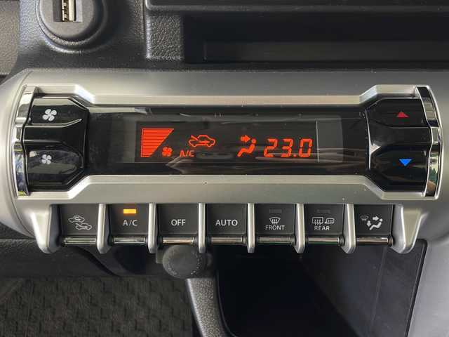 スズキ クロスビー HYBRID MZ 秋田県 2020(令2)年 2.6万km キャラバンアイボリーパールメタリック/ブラック 2トーンルーフ ４WD/純正８インチナビ【FM/AM/BT/CD/DVD】　/全方位カメラ　/フルセグTV /プッシュスタート /LEDライト　/前席シートヒーター　/アイドリングストップ　/パドルシフト　/クルーズコントロール　/ビルトインETC /ワンオーナー /純正AW/純正フロアマット/ヒルディセントコントロール/ダウンヒルアシストコントロール/横滑り防止装置/衝突被害軽減システム/クリアランスソナー /コーナーセンサー /衝突被害軽減システム/レーンキープアシスト/オートエアコン /オートライト/スマートキー/スペアキー有り/ステアリングリモコン/サイドバイザー /ウィンカーミラー /フォグライト /保証書/取扱説明書