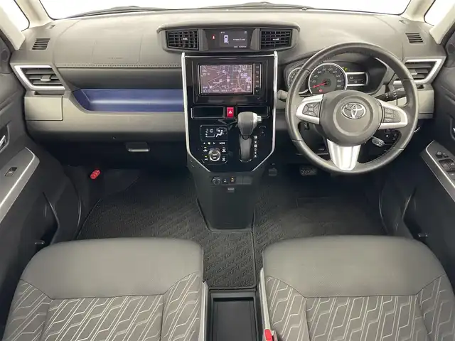 トヨタ ルーミー カスタムG 長崎県 2019(平31)年 4.4万km ファイアークォーツレッドM 純正7インチナビ/フルセグTV/バックカメラ/Bluetooth/トヨタセーフティセンス/衝突被害軽減システム/横滑り防止装置/クルーズコントロール/コーナーセンサー/レーンキープアシスト/オートライト/オートマチックハイビーム/LEDヘッドライト/LEDフォグランプ/両側パワースライドドア/シートヒーター/ドライブレコーダー/ETC/純正AW/純正フロアマット/プッシュスタート/スマートキー
