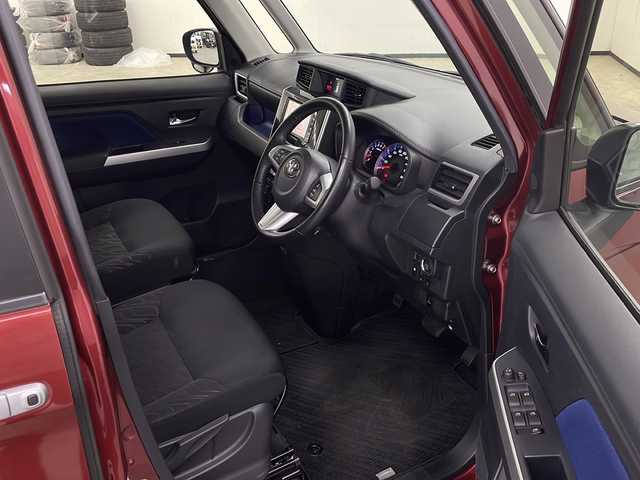 トヨタ ルーミー カスタムG 長崎県 2019(平31)年 4.4万km ファイアークォーツレッドM 純正7インチナビ/（フルセグ/CD/DVD/Bluetooth）/バックカメラ/トヨタセーフティセンス/・衝突被害軽減システム/・横滑り防止装置/・クルーズコントロール/・クリアランスソナー/両側パワースライドドア/純正14インチAW/オートライト/オートマチックハイビーム/LEDヘッドライト/LEDフォグランプ/シートヒーター/ドライブレコーダー/ETC/純正フロアマット/プッシュスタート/スマートキー