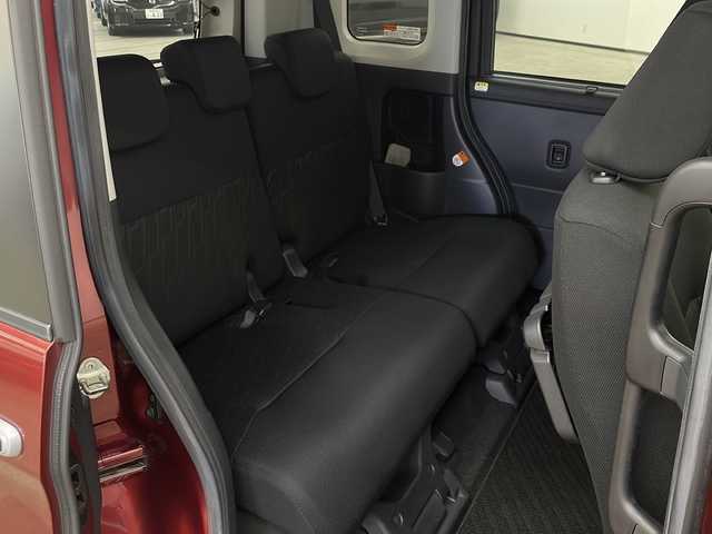 トヨタ ルーミー カスタムG 長崎県 2019(平31)年 4.4万km ファイアークォーツレッドM 純正7インチナビ/（フルセグ/CD/DVD/Bluetooth）/バックカメラ/トヨタセーフティセンス/・衝突被害軽減システム/・横滑り防止装置/・クルーズコントロール/・クリアランスソナー/両側パワースライドドア/純正14インチAW/オートライト/オートマチックハイビーム/LEDヘッドライト/LEDフォグランプ/シートヒーター/ドライブレコーダー/ETC/純正フロアマット/プッシュスタート/スマートキー