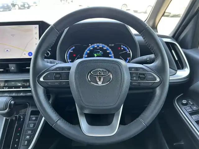 トヨタ ヴォクシー ハイブリッド S－Z 群馬県 2023(令5)年 1.5万km マッシブグレー トヨタセーフティセンス/・プリクラッシュセーフティ/・レーンディパーチャーアラート/・プロアクティブドライビングアシスト/・ロードサインアシスト/・オートマチックハイビーム/・レーダークルーズコントロール/・パーキングサポートブレーキ/・クリアランスソナー/純正10.5インチディスプレイオーディオ/(ナビ/CD/DVD/BT/USB)/モデリスタエアロ/モデリスタグリル/フルセグTV/バックカメラ/両側パワースライドドア/パワーバックドア/ETC2.0/ハーフレザー/シートヒーター/（D席/N席）/LEDヘッドライト/純正AW/純正フロアマット