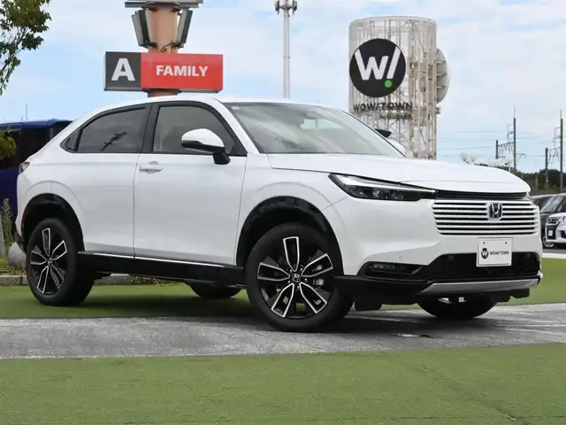 ホンダ ヴェゼル ハイブリッド e:HEV Z 千葉県 2025(令7)年 0.1千km プラチナホワイトパール e:HEV Z　3VC4AG3　Honda CONNECTディスプレー+ETC2.0車載器+ワイヤレス充電器(220000)/ホンダセンシング/・衝突軽減ブレーキ（CMBS）/・車線維持支援システム（LKAS）/・アダプティブクルーズコントロール（ACC）/・後方誤発進抑制機能/・誤発進抑制機能/・ブラインドスポットインフォメーション/アイドリングストップ/ホンダコネクトナビ/地デジTV/【Bluetooth接続】/【Apple CarPlay　Android Auto対応】/バックカメラ/ハーフレザーシート/前席シートヒーター/ETC（2.0）/LEDヘッドライト/ウインカーミラー/コーナーセンサー/純正18インチアルミホイル/サイド/カーテンエアバッグ/Honda スマートキー