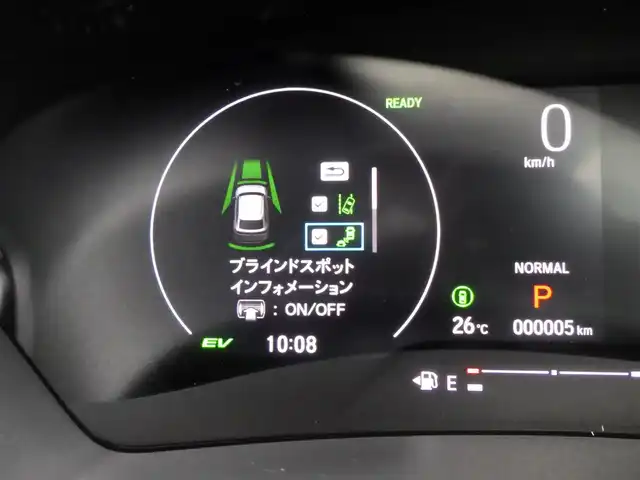 ホンダ ヴェゼル ハイブリッド e:HEV Z 千葉県 2025(令7)年 0.1千km プラチナホワイトパール e:HEV Z　3VC4AG3　Honda CONNECTディスプレー+ETC2.0車載器+ワイヤレス充電器(220000)/ホンダセンシング/・衝突軽減ブレーキ（CMBS）/・車線維持支援システム（LKAS）/・アダプティブクルーズコントロール（ACC）/・後方誤発進抑制機能/・誤発進抑制機能/・ブラインドスポットインフォメーション/アイドリングストップ/ホンダコネクトナビ/地デジTV/【Bluetooth接続】/【Apple CarPlay　Android Auto対応】/バックカメラ/ハーフレザーシート/前席シートヒーター/ETC（2.0）/LEDヘッドライト/ウインカーミラー/コーナーセンサー/純正18インチアルミホイル/サイド/カーテンエアバッグ/Honda スマートキー