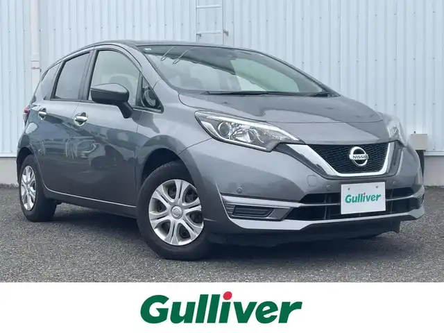 日産 ノート X 熊本県 2019(令1)年 6.6万km ダークメタルグレー 社外ナビ/・AM/FM/CD/BT/・バックカメラ/ETC/衝突軽減ブレーキ/横滑り防止装置/レーンキープアシスト/オートライト/電動格納ミラー/ウインカーミラー/社外フロアマット/アイドリングストップ/プッシュスタート/スマートキー