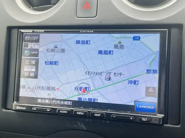日産 ノート X 熊本県 2019(令1)年 6.6万km ダークメタルグレー 社外ナビ/・AM/FM/CD/BT/・バックカメラ/ETC/衝突軽減ブレーキ/横滑り防止装置/レーンキープアシスト/オートライト/電動格納ミラー/ウインカーミラー/社外フロアマット/アイドリングストップ/プッシュスタート/スマートキー