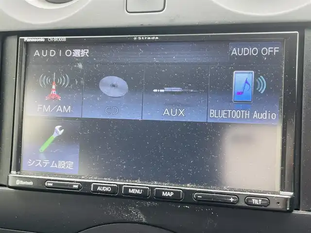 日産 ノート X 熊本県 2019(令1)年 6.6万km ダークメタルグレー 社外ナビ/・AM/FM/CD/BT/・バックカメラ/ETC/衝突軽減ブレーキ/横滑り防止装置/レーンキープアシスト/オートライト/電動格納ミラー/ウインカーミラー/社外フロアマット/アイドリングストップ/プッシュスタート/スマートキー