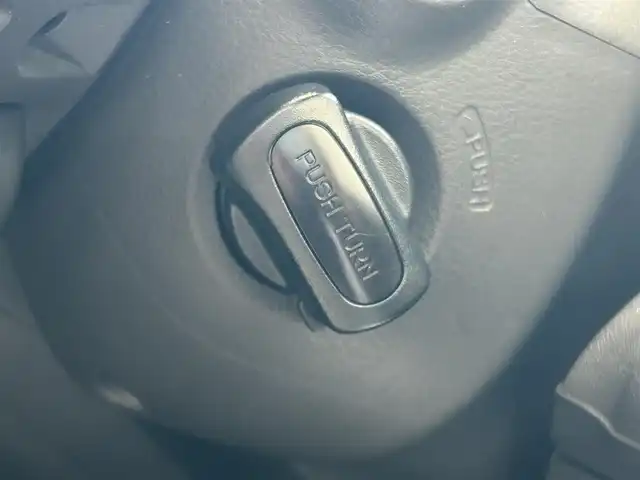 ホンダ ステップワゴン G Eセレクション 沖縄県 2013(平25)年 5.3万km ワイン (株)IDOMが運営する【じしゃロンコザ店】の自社ローン専用車両になりますこちらは現金またはオートローンご利用時の価格です。自社ローンご希望の方は別途その旨お申付け下さい/純正ナビ　/ＴＶ　/バックカメラ　/ＥＴＣ　/両側パワースライドドア　/アイドリングストップ　/スマートキー　/純正フロアマット　/ドライブレコーダー