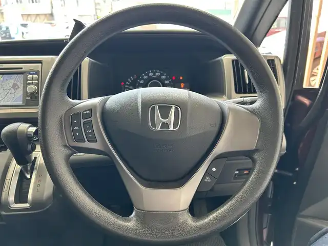 ホンダ ステップワゴン G Eセレクション 沖縄県 2013(平25)年 5.3万km ワイン (株)IDOMが運営する【じしゃロンコザ店】の自社ローン専用車両になりますこちらは現金またはオートローンご利用時の価格です。自社ローンご希望の方は別途その旨お申付け下さい/純正ナビ　/ＴＶ　/バックカメラ　/ＥＴＣ　/両側パワースライドドア　/アイドリングストップ　/スマートキー　/純正フロアマット　/ドライブレコーダー