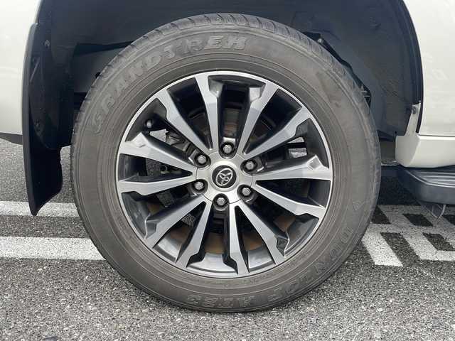トヨタ ランドクルーザー プラド TX Lパッケージ 広島県 2020(令2)年 2.7万km ホワイトパールクリスタルシャイン /登録時走行距離/　　　　　　　26421キロ/ワンオーナー/4WD/純正ナビ/バックカメラ/地デジ/黒革シート/エアシート/PCS/スペアキー×１/ビルトインETC/新車時整備手帳/　　【保証書】/取扱説明書/