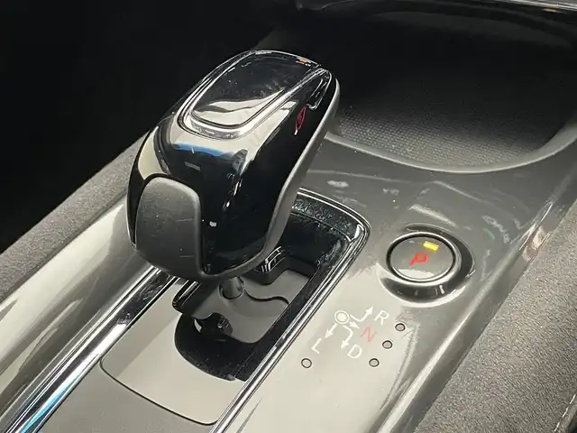 ホンダ ヴェゼル ハイブリッド RS ホンダセンシング 愛知県 2020(令2)年 7.3万km クリスタルブラックパール 純正8インチナビ/ホンダセンシング/HDMI/パドルシフト/レーダークルーズコントロール/シートヒーター/バックカメラ/フルセグTV/DVD/ETC/ドライブレコーダー/純正アルミホイール/LEDオートライト/フォグランプ/純正フロアマット/コーナーセンサー/衝突被害軽減ブレーキ/禁煙車