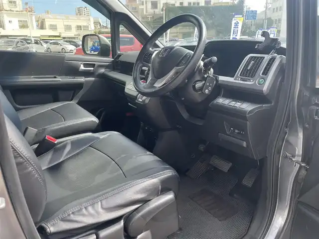 ホンダ ステップワゴン スパーダ Z インターナビセレ 沖縄県 2012(平24)年 7.4万km ポリッシュドメタルメタリック (株)IDOMが運営する【じしゃロンコザ店】の自社ローン専用車両になりますこちらは現金またはオートローンご利用時の価格です。自社ローンご希望の方は別途その旨お申付け下さい/純正ナビ　/TV　/バックカメラ　/ETC　/CD/DVD再生　/両側パワースライドドア　/アイドリングストップ　/コーナーセンサー　/クルーズコントロール　/スマートキー　/オートライト　/純正フロアマット