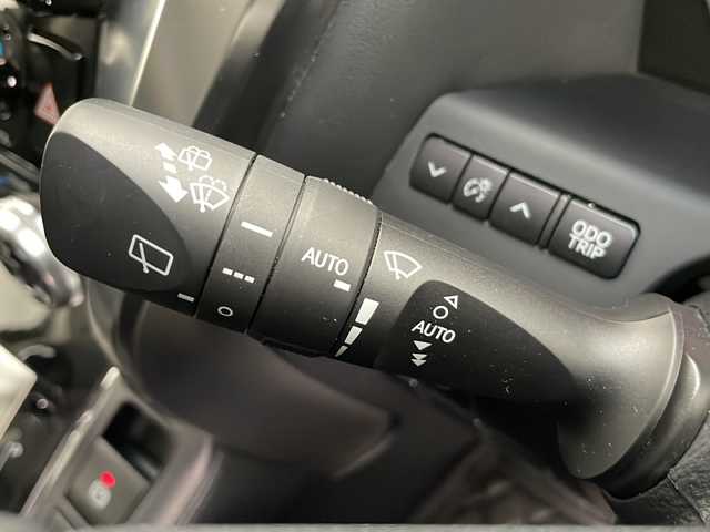 トヨタ アルファード S Cパッケージ 長野県 2021(令3)年 2.7万km ホワイトパールクリスタルシャイン 4WD/純正ディスプレイオーディオ（ナビ機能なし）/Bluetooth／USB/バックカメラ/ETC/前後ドラレコ/デジタルインナーミラー/両側パワスラ/横滑り防止装置/衝突軽減被害システム/パーキングサポートブレーキ/ブラインドスポットモニター/ロードサインアシスト/レーントレーシングアシスト/純正18インチAW装着/社外フロアマット/シートヒータ（前席）/エアシート（前席）/パワーシート（前席／2列目）/シートメモリ（前席）/ステアリングヒーター/ステアリングスイッチ/前後コーナーセンサー/電動リアゲート/三眼ヘッドライト/LEDヘッドライト/スマートキー