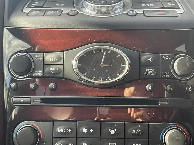 日産 スカイライン クロスオーバー 370GT FOUR Type P 宮城県 2013(平25)年 7.4万km ダークメタルグレー ４WD/純正ナビ/BOSEサウンドシステム/アランドビューモニター/インテリジェントクルーズコントロール/アクティブAFS/高輝度LEDリアコンビネーションランプ/VDC（ビークルダイナミクスコントロール）/車線逸脱警報機能/オートマチックハイビーム/Bluetooth/CD/DVD/パワーシート/シートメモリー/革巻きステアリング/ドライブレコーダー/ビルトインETC