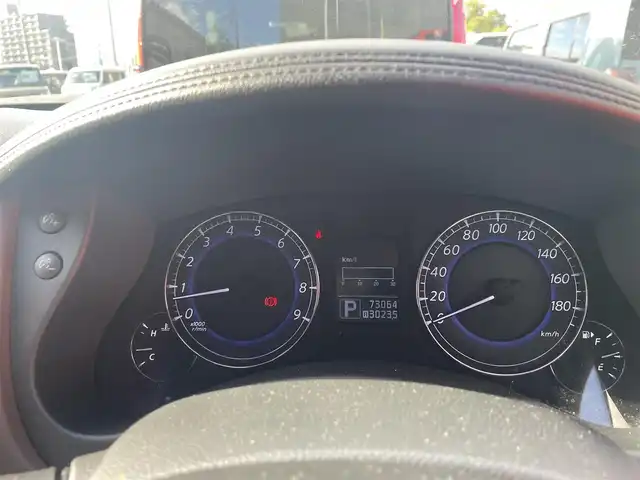 日産 スカイライン クロスオーバー 370GT FOUR Type P 宮城県 2013(平25)年 7.4万km ダークメタルグレー ４WD/純正ナビ/BOSEサウンドシステム/アランドビューモニター/インテリジェントクルーズコントロール/アクティブAFS/高輝度LEDリアコンビネーションランプ/VDC（ビークルダイナミクスコントロール）/車線逸脱警報機能/オートマチックハイビーム/Bluetooth/CD/DVD/パワーシート/シートメモリー/革巻きステアリング/ドライブレコーダー/ビルトインETC