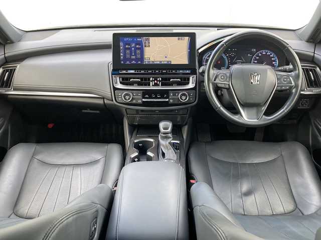 トヨタ クラウン ハイブリッド RS アドバンス Four 広島県 2021(令3)年 4.9万km ブラック 禁煙車/後期型/4WD/純正12型ナビ/バックカメラ/フルセグTV/CD/DVD/USB/トヨタセーフティセンス/レーダークルーズコントロール/レーンキープアシスト/オートハイビーム/BSM/ヘッドアップディスプレイ/合皮シート/前席シートヒーター/前席ベンチレーション/前席パワーシート/ハンドルヒーター/パドルシフト/電動パーキングアシスト/ビルトインETC2.0/社外前後ドライブレコーダー/純正フロアマット/オートライト/LEDヘッドライト/フォグランプ