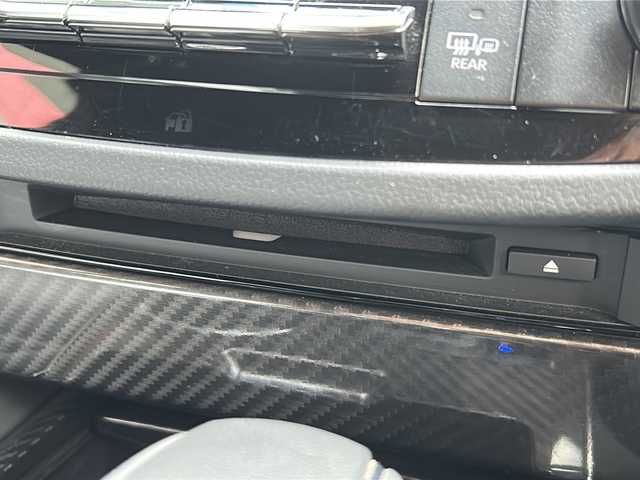 トヨタ クラウン ハイブリッド RS アドバンス Four 広島県 2021(令3)年 4.9万km ブラック 禁煙車/後期型/4WD/純正12型ナビ/バックカメラ/フルセグTV/CD/DVD/USB/トヨタセーフティセンス/レーダークルーズコントロール/レーンキープアシスト/オートハイビーム/BSM/ヘッドアップディスプレイ/合皮シート/前席シートヒーター/前席ベンチレーション/前席パワーシート/ハンドルヒーター/パドルシフト/電動パーキングアシスト/ビルトインETC2.0/社外前後ドライブレコーダー/純正フロアマット/オートライト/LEDヘッドライト/フォグランプ