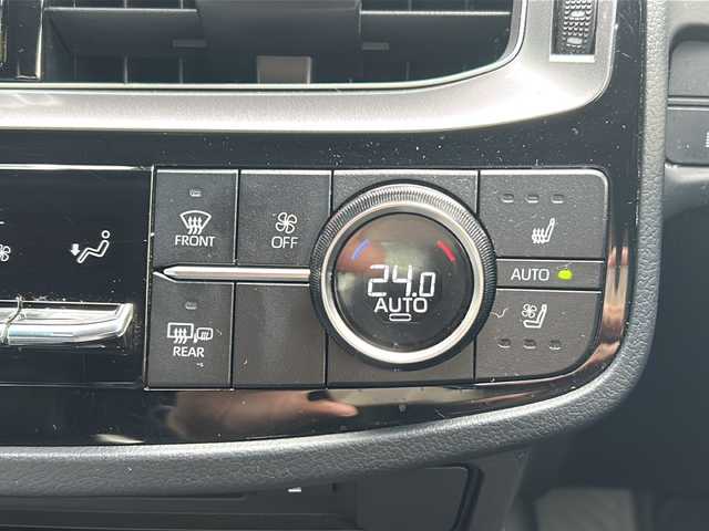 トヨタ クラウン ハイブリッド RS アドバンス Four 広島県 2021(令3)年 4.9万km ブラック 禁煙車/後期型/4WD/純正12型ナビ/バックカメラ/フルセグTV/CD/DVD/USB/トヨタセーフティセンス/レーダークルーズコントロール/レーンキープアシスト/オートハイビーム/BSM/ヘッドアップディスプレイ/合皮シート/前席シートヒーター/前席ベンチレーション/前席パワーシート/ハンドルヒーター/パドルシフト/電動パーキングアシスト/ビルトインETC2.0/社外前後ドライブレコーダー/純正フロアマット/オートライト/LEDヘッドライト/フォグランプ