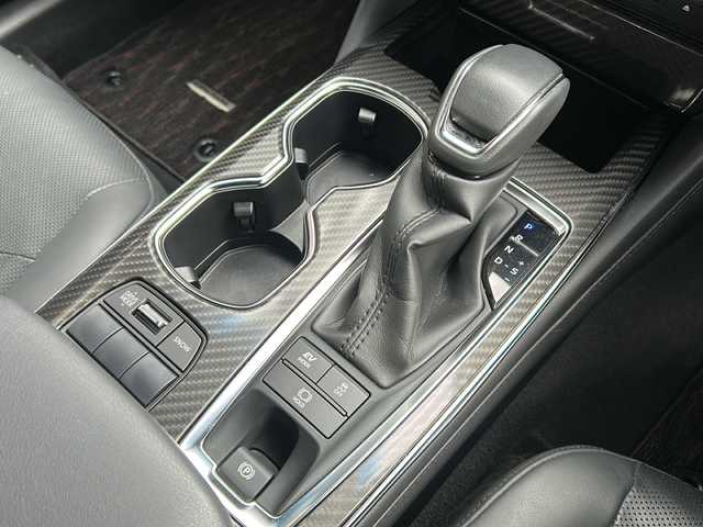 トヨタ クラウン ハイブリッド RS アドバンス Four 広島県 2021(令3)年 4.9万km ブラック 禁煙車/後期型/4WD/純正12型ナビ/バックカメラ/フルセグTV/CD/DVD/USB/トヨタセーフティセンス/レーダークルーズコントロール/レーンキープアシスト/オートハイビーム/BSM/ヘッドアップディスプレイ/合皮シート/前席シートヒーター/前席ベンチレーション/前席パワーシート/ハンドルヒーター/パドルシフト/電動パーキングアシスト/ビルトインETC2.0/社外前後ドライブレコーダー/純正フロアマット/オートライト/LEDヘッドライト/フォグランプ