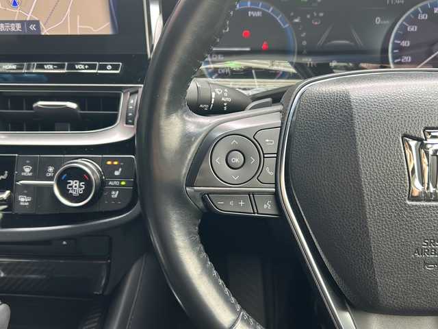 トヨタ クラウン ハイブリッド RS アドバンス Four 広島県 2021(令3)年 4.9万km ブラック 禁煙車/後期型/4WD/純正12型ナビ/バックカメラ/フルセグTV/CD/DVD/USB/トヨタセーフティセンス/レーダークルーズコントロール/レーンキープアシスト/オートハイビーム/BSM/ヘッドアップディスプレイ/合皮シート/前席シートヒーター/前席ベンチレーション/前席パワーシート/ハンドルヒーター/パドルシフト/電動パーキングアシスト/ビルトインETC2.0/社外前後ドライブレコーダー/純正フロアマット/オートライト/LEDヘッドライト/フォグランプ