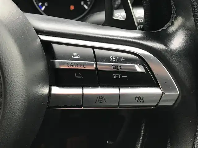 マツダ マツダ３ファストバック 20S バーガンディセレクション 富山県 2019(令1)年 8.8万km ジェットブラックマイカ BOSEサウンド/純正ナビ/フルセグTV/Bluetooth/全周囲カメラ/ドライブレコーダー/衝突被害軽減ブレーキ/コーナーセンサー/レーンキープアシスト/ブラインドスポットモニター/レーダークルーズコントロール/レザーシート/パワーシート/プッシュスタート/スマートキー/ETC