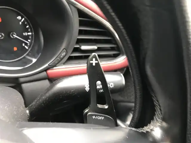 マツダ マツダ３ファストバック 20S バーガンディセレクション 富山県 2019(令1)年 8.8万km ジェットブラックマイカ BOSEサウンド/純正ナビ/フルセグTV/Bluetooth/全周囲カメラ/ドライブレコーダー/衝突被害軽減ブレーキ/コーナーセンサー/レーンキープアシスト/ブラインドスポットモニター/レーダークルーズコントロール/レザーシート/パワーシート/プッシュスタート/スマートキー/ETC