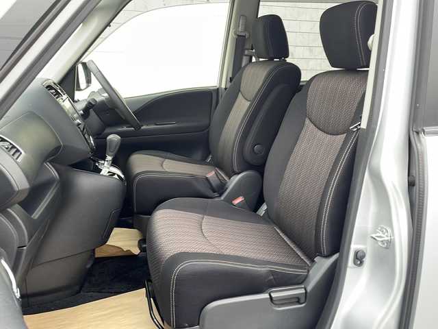 日産 セレナ ハイウェイS S HV Aセーフ 長野県 2014(平26)年 7.2万km ブリリアントシルバー ・純正8インチSDナビゲーション/CD DVD フルセグTV Bluetooth/・全方位カメラ/・ETC/・レーンキープアシスト/・コーナーセンサー/・クルーズコントロール/・両側パワースライドドア/・アイドリングストップ/・横滑り防止装置/・純正16インチアルミホイール/・HIDヘッドライト/・オートライト/・フォグライト/・ウィンカーミラー/・電動格納ミラー/・フロアマット/・スマートキー/・エンジンプッシュスタート