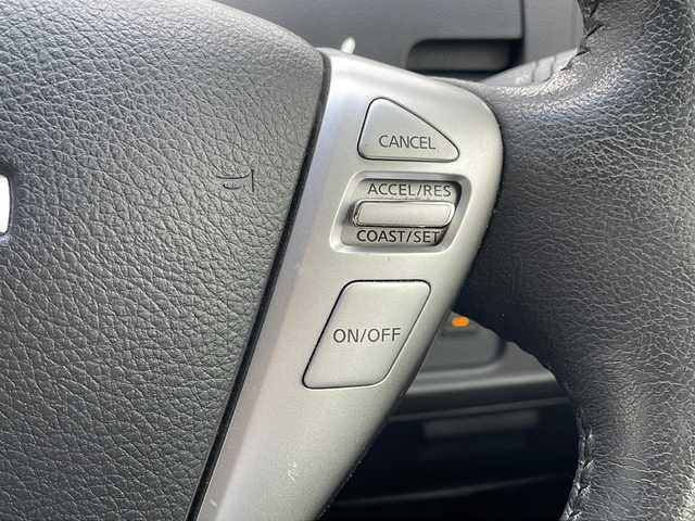 日産 セレナ ハイウェイS S HV Aセーフ 長野県 2014(平26)年 7.2万km ブリリアントシルバー ・純正8インチSDナビゲーション/CD DVD フルセグTV Bluetooth/・全方位カメラ/・ETC/・レーンキープアシスト/・コーナーセンサー/・クルーズコントロール/・両側パワースライドドア/・アイドリングストップ/・横滑り防止装置/・純正16インチアルミホイール/・HIDヘッドライト/・オートライト/・フォグライト/・ウィンカーミラー/・電動格納ミラー/・フロアマット/・スマートキー/・エンジンプッシュスタート