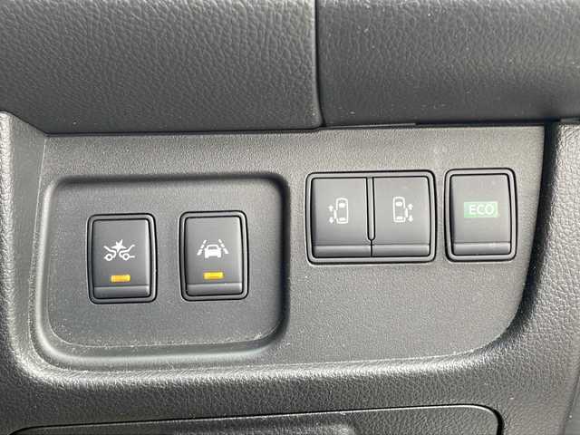 日産 セレナ ハイウェイS S HV Aセーフ 長野県 2014(平26)年 7.2万km ブリリアントシルバー ・純正8インチSDナビゲーション/CD DVD フルセグTV Bluetooth/・全方位カメラ/・ETC/・レーンキープアシスト/・コーナーセンサー/・クルーズコントロール/・両側パワースライドドア/・アイドリングストップ/・横滑り防止装置/・純正16インチアルミホイール/・HIDヘッドライト/・オートライト/・フォグライト/・ウィンカーミラー/・電動格納ミラー/・フロアマット/・スマートキー/・エンジンプッシュスタート