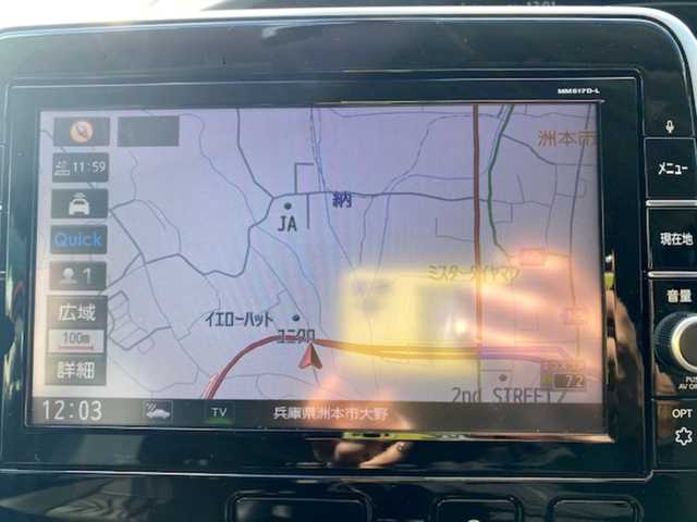 日産 セレナ ハイウェイスター Vセレクション 兵庫県 2017(平29)年 8.2万km マルーンレッド 2トーン 純正ナビ（AM/FM/BT/DVD/AUX)/・フルセグTV/衝突軽減ブレーキ/パーキングアシスト/アイドリングストップ/両側パワースライドドア/横滑り防止/クルーズコントロール/純正マット/フリップダウンモニター/ドライブレコーダー/ビルトインETC/ECOモード