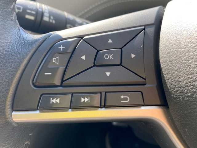 日産 セレナ ハイウェイスター Vセレクション 兵庫県 2017(平29)年 8.2万km マルーンレッド 2トーン 純正ナビ（AM/FM/BT/DVD/AUX)/・フルセグTV/衝突軽減ブレーキ/パーキングアシスト/アイドリングストップ/両側パワースライドドア/横滑り防止/クルーズコントロール/純正マット/フリップダウンモニター/ドライブレコーダー/ビルトインETC/ECOモード