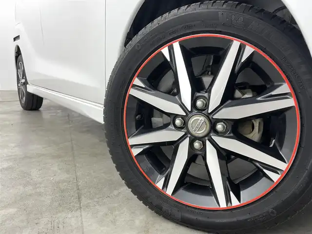 日産 デイズ ルークス ハイウェイスター Gターボ 福島県 2017(平29)年 5.3万km ホワイトパール エマージェンシーブレーキ/レーンキープ/オートハイビーム/クルーズコントロール/アラウンドビューモニター/両側パワースライドドア/純正ナビ/・フルセグTV/・BT.CD/DVD.AM/FM/ETC/ドライブレコーダー（前後）/革巻きステアリング/プッシュスタート/LEDヘッドライト/LEDフォグ/アイドリングストップ/純正AW/ドアバイザー