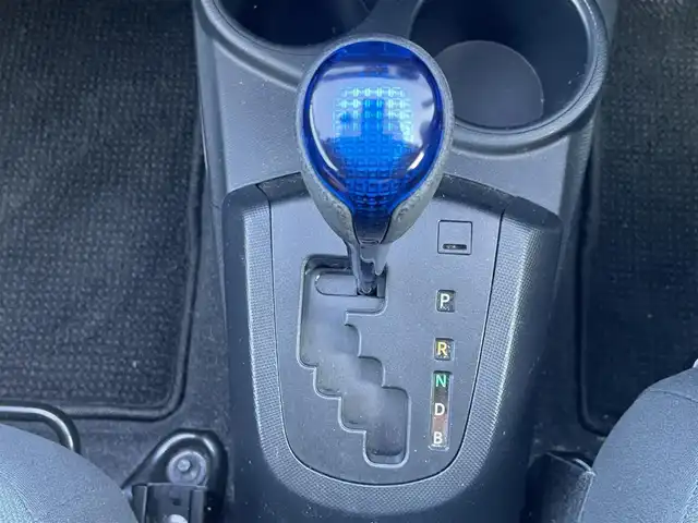 トヨタ アクア S スタイルブラック 栃木県 2017(平29)年 5.4万km ダークブルーマイカ トヨタセーフティセンスC/・プリクラッシュセフティシステム/・レーンディパーチャーアラート/・オートマチックハイビーム/純正メモリナビ/フルセグTV/DVD/Bluetooth/HDMI/MSV/バックカメラ/ETC/前後ドライブレコーダー/スマートキー/プッシュEgスタート/LEDヘッドライト/オートライト/純正フロアマット/純正ラゲッジトレイ/スペアキー/取説